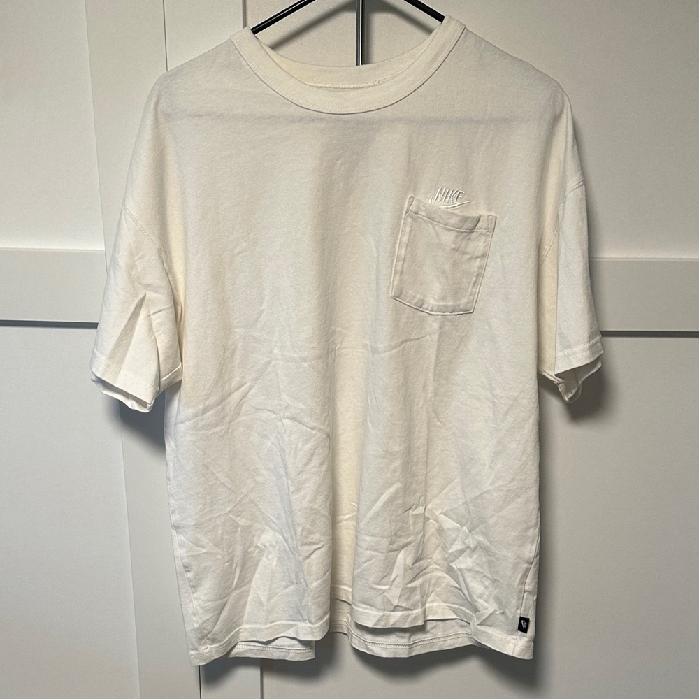 Nike Men's Classic White Tee with Pocket